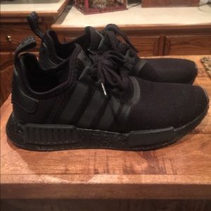Black NMD R1 ADIDAS mens